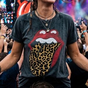 DAYDREAMER NWOT Rolling Stones Flocked Leopard Tongue Tour Band Tee S Black
